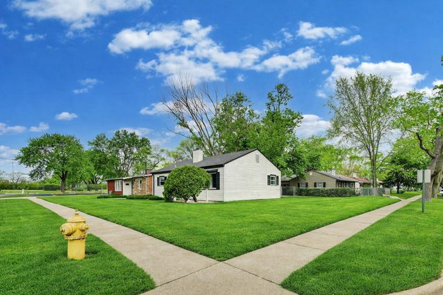 2414 Circle Drive, Hazel Crest, IL 60429