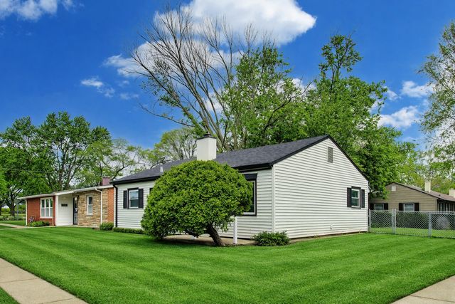 2414 Circle Drive, Hazel Crest, IL 60429
