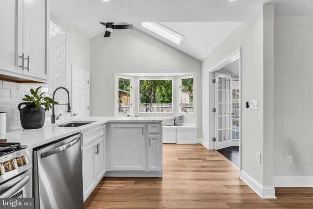 20 HAINES ST E, Lanoka Harbor, NJ 08734