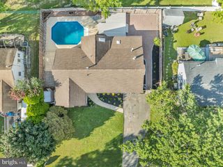 20 HAINES ST E, Lanoka Harbor, NJ 08734