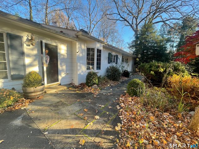 20 Arrowhead Road, Wilton, CT 06897