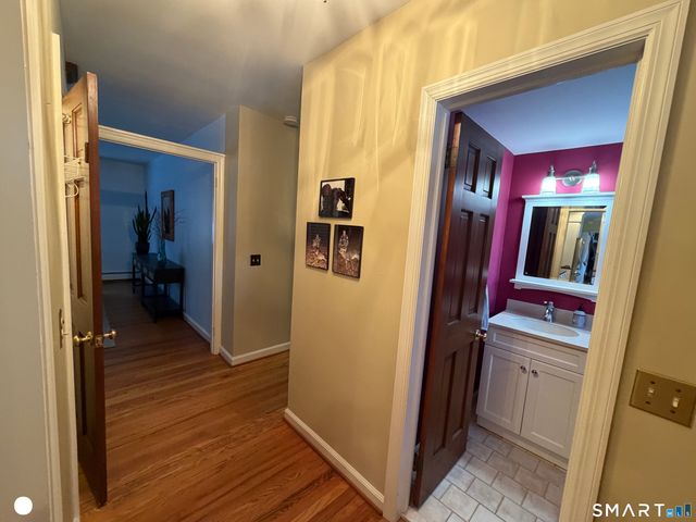 20 Arrowhead Road, Wilton, CT 06897