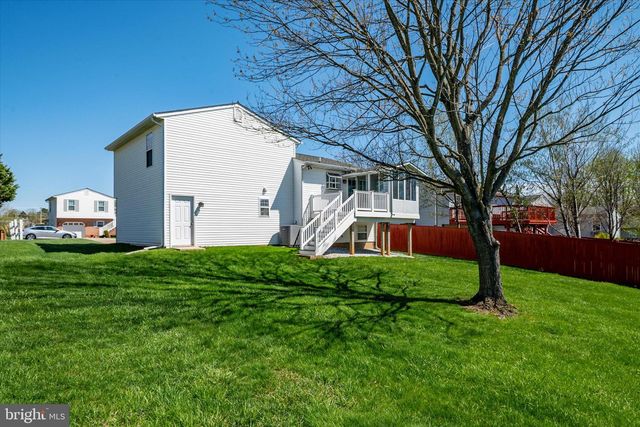 1198 N CARROLL ST, Hampstead, MD 21074