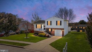 1198 N CARROLL ST, Hampstead, MD 21074