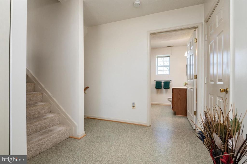 Image 25 of property listing at 1198 N CARROLL ST, Hampstead, MD 21074