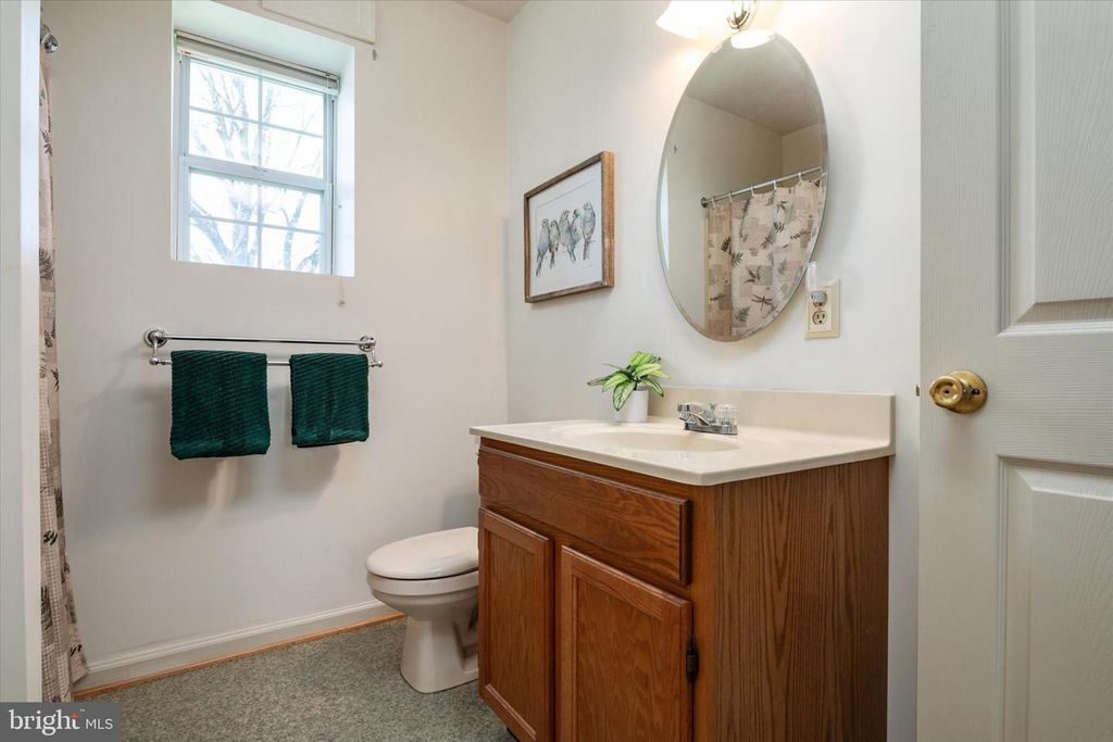 Image 26 of property listing at 1198 N CARROLL ST, Hampstead, MD 21074