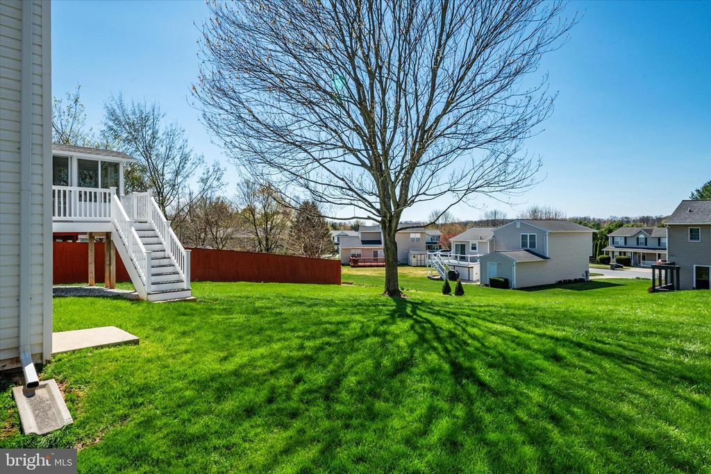 Image 28 of property listing at 1198 N CARROLL ST, Hampstead, MD 21074