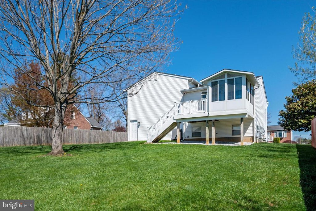 Image 32 of property listing at 1198 N CARROLL ST, Hampstead, MD 21074