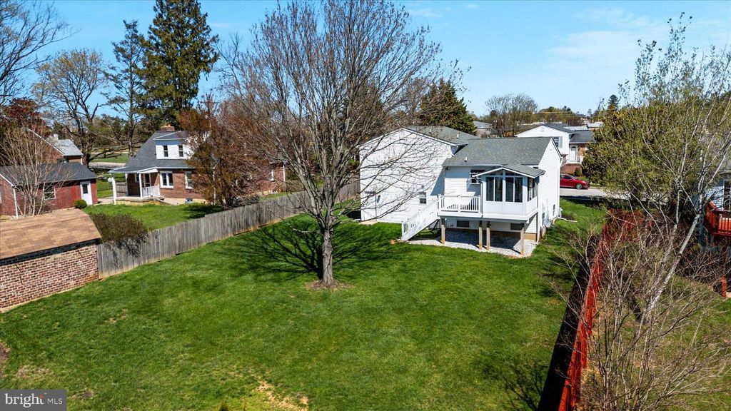 Image 33 of property listing at 1198 N CARROLL ST, Hampstead, MD 21074