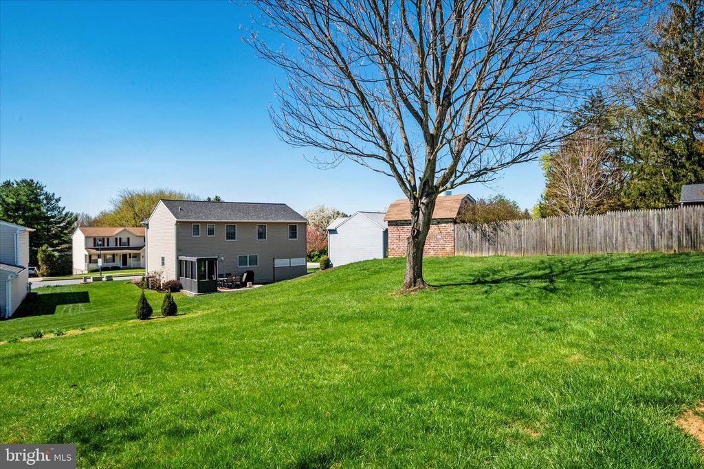 Image 34 of property listing at 1198 N CARROLL ST, Hampstead, MD 21074