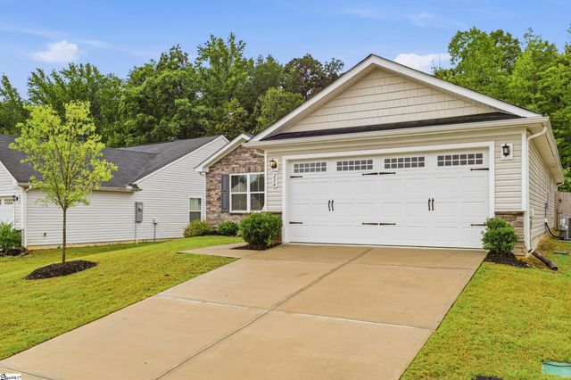 234 Stockland Trail, Fountain Inn, SC 29644