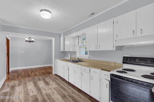 414 S Wilson Street, Chadbourn, NC 28431