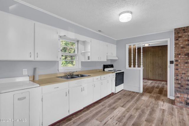 414 S Wilson Street, Chadbourn, NC 28431