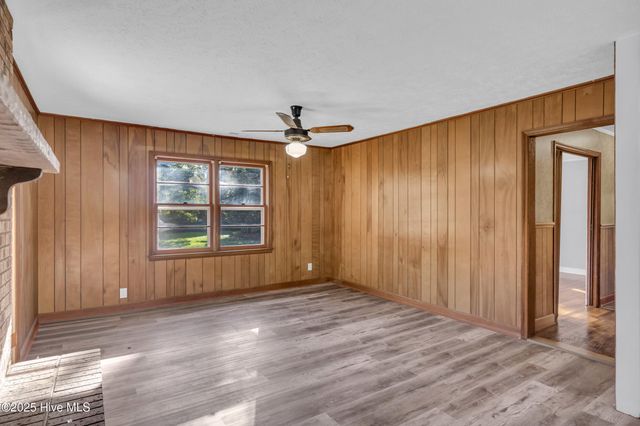 414 S Wilson Street, Chadbourn, NC 28431