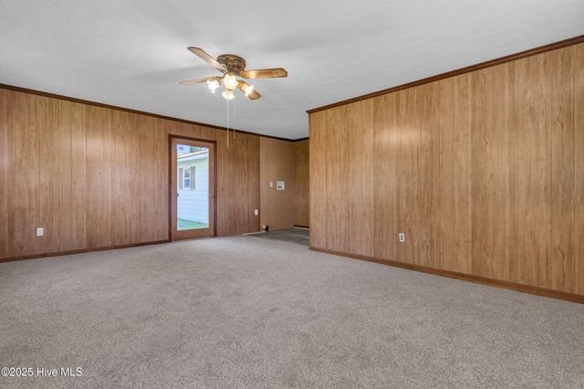 414 S Wilson Street, Chadbourn, NC 28431