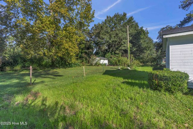 414 S Wilson Street, Chadbourn, NC 28431