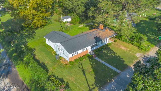 414 S Wilson Street, Chadbourn, NC 28431
