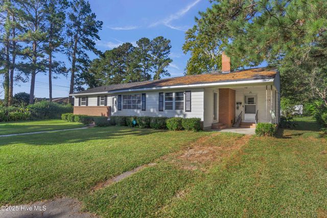 414 S Wilson Street, Chadbourn, NC 28431