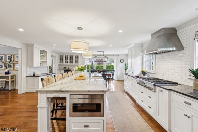 611 Bradford Ave, Westfield Town, NJ 07090