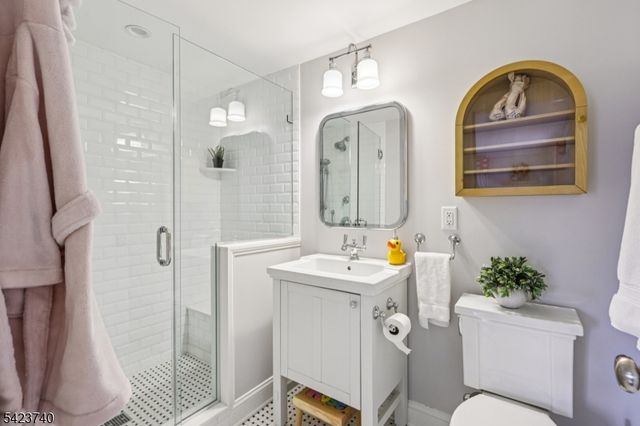 611 Bradford Ave, Westfield Town, NJ 07090