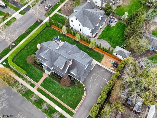 611 Bradford Ave, Westfield Town, NJ 07090