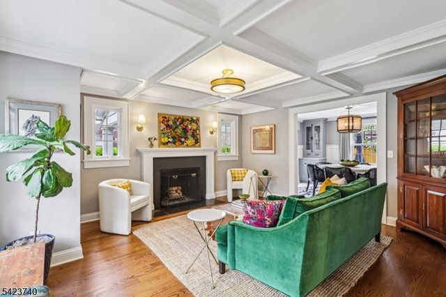 611 Bradford Ave, Westfield Town, NJ 07090