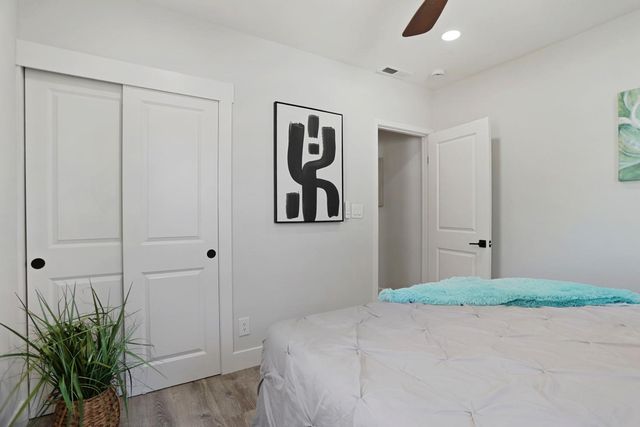 5501 2nd Ave, Sacramento, CA 95817