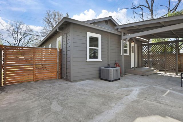 5501 2nd Ave, Sacramento, CA 95817