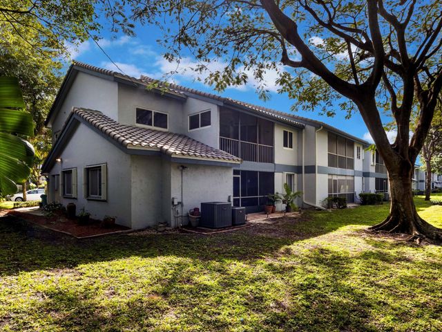 9810 Nickels Boulevard, Boynton Beach, FL 33436