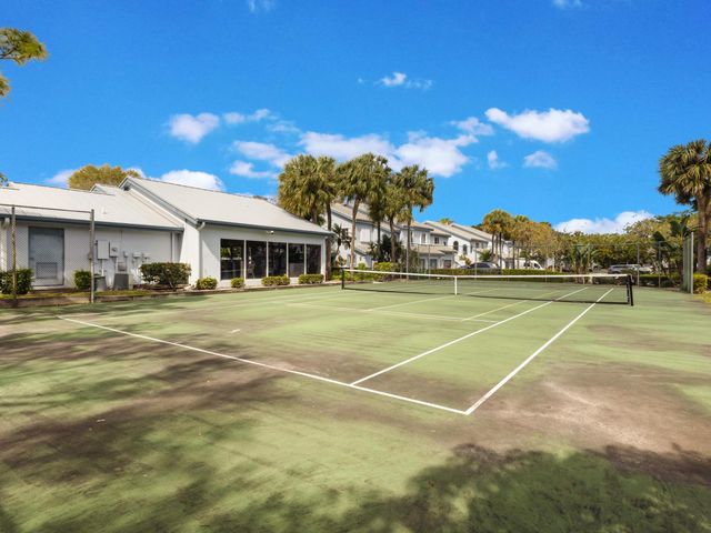 9810 Nickels Boulevard, Boynton Beach, FL 33436