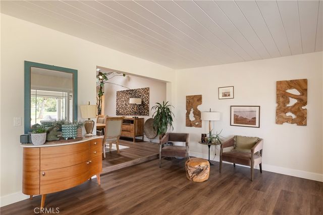 1327 San Julian Dr, San Marcos, CA 92078
