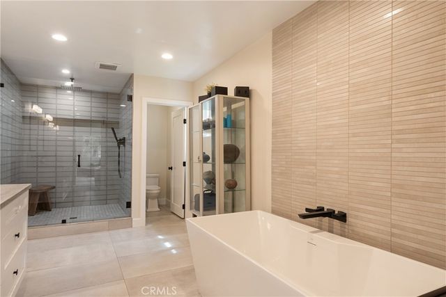 1327 San Julian Dr, San Marcos, CA 92078