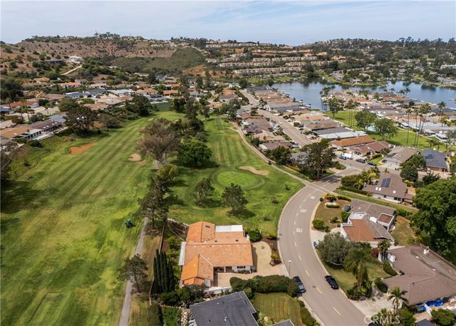 1327 San Julian Dr, San Marcos, CA 92078