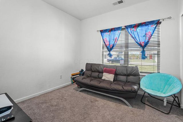 418 Quincy Circle, London, OH 43140