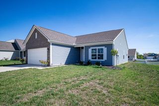 418 Quincy Circle, London, OH 43140