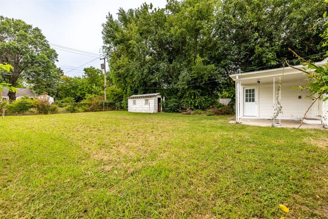 44 S 71st East Avenue, Tulsa, OK 74112