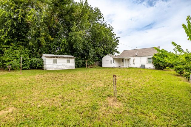 44 S 71st East Avenue, Tulsa, OK 74112