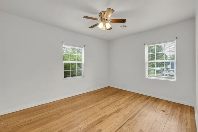 44 S 71st East Avenue, Tulsa, OK 74112