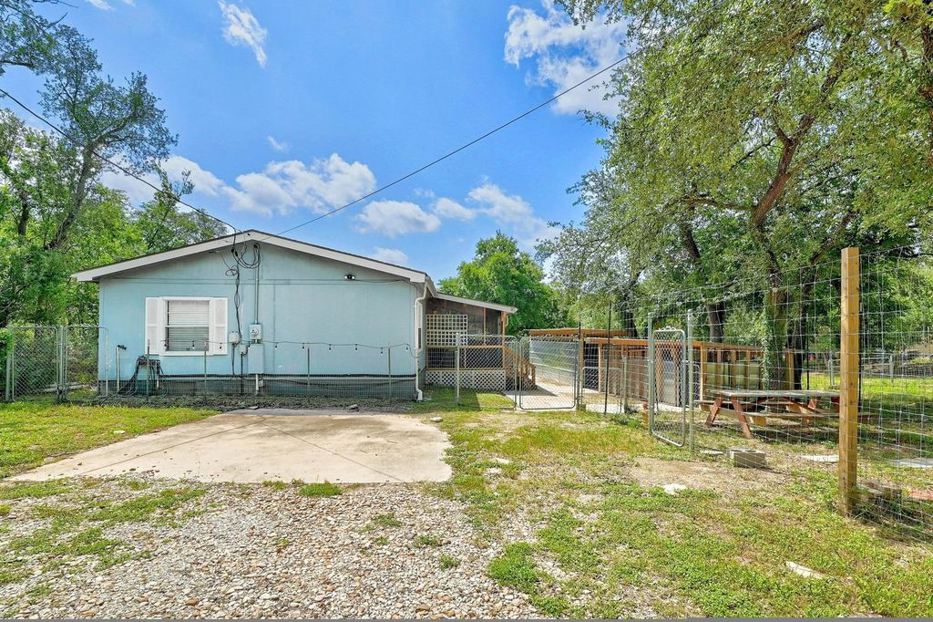 7807 Williamson Creek DR, Austin, TX 78736
