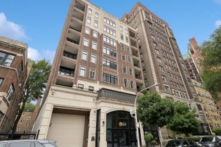 434 W Melrose Street 602, Chicago, IL 60657