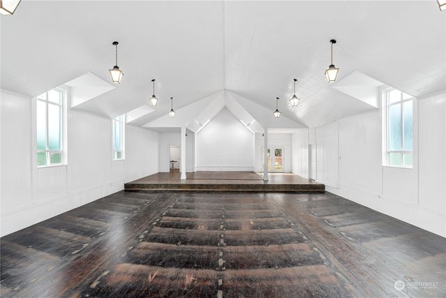 807 W 1st Street, Aberdeen, WA 98520