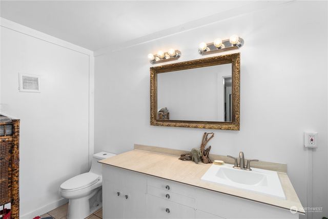 807 W 1st Street, Aberdeen, WA 98520