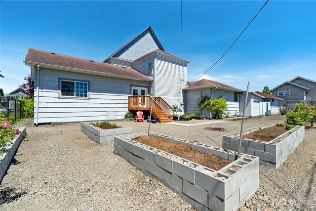 807 W 1st Street, Aberdeen, WA 98520