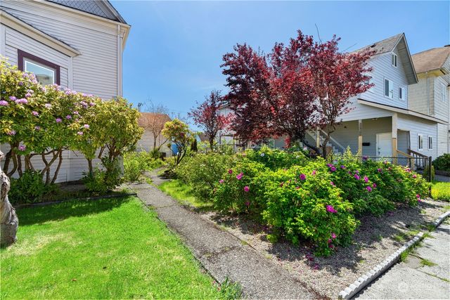 807 W 1st Street, Aberdeen, WA 98520