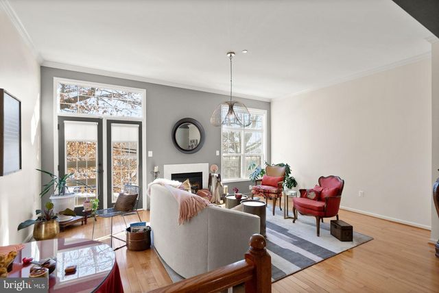 426 STANTON PL, Alexandria, VA 22304