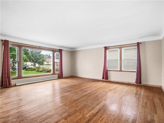 4810 Fairlawn Road, Lyndhurst, OH 44124
