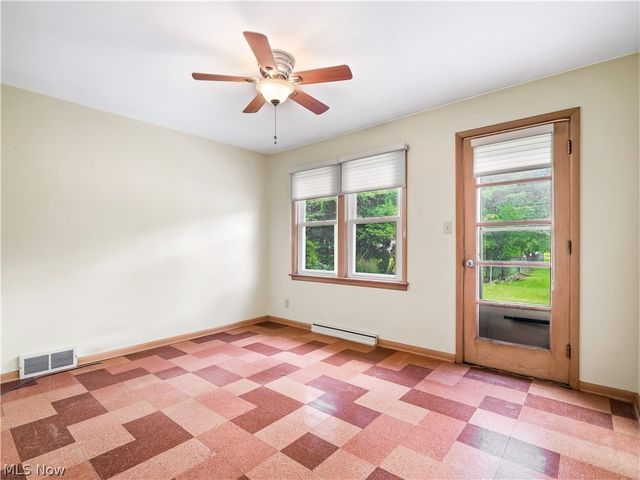 4810 Fairlawn Road, Lyndhurst, OH 44124