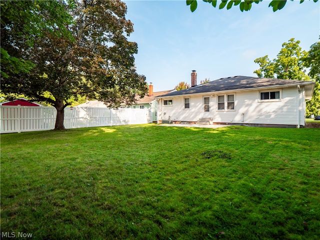 4810 Fairlawn Road, Lyndhurst, OH 44124