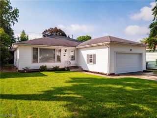 4810 Fairlawn Road, Lyndhurst, OH 44124