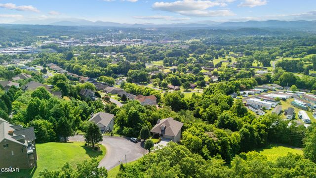 Lot 1R Maggie Mack Lane, Sevierville, TN 37862